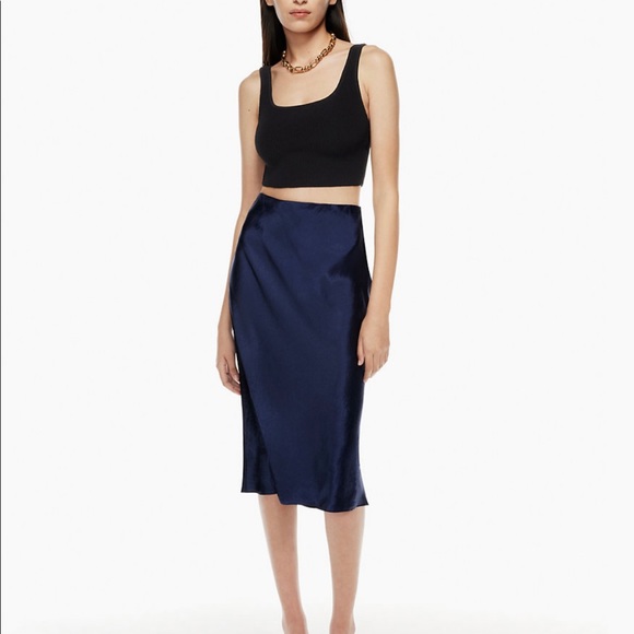 Aritzia Babaton Sculpt Knit Squareneck Cropped Tank - Picture 2 of 7